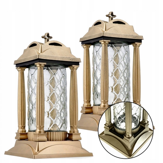 Štýlová náhrobná lampa s elegantným dizajnom a čiernou podstavou